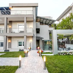 https://stayinn-luxury-apartments.hotelschalkidiki.net