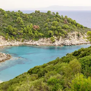 https://das-maistrali-2.hotelschalkidiki.net