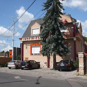 Attila 2*, Budapeszt Węgry